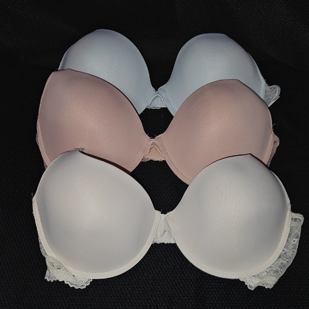 Women's Lace Trim Jessica Simpson Bra Set - White, Pink, Blue